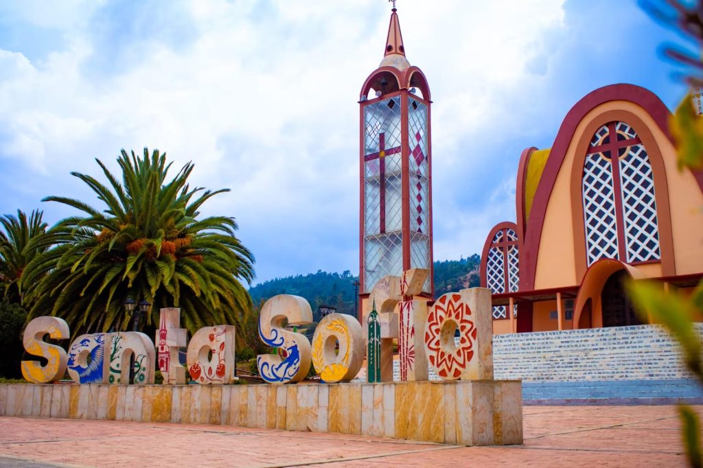 El destino con la escalera colgante más larga de Colombia un atractivo único que se ha convertido en símbolo de ecoturismo