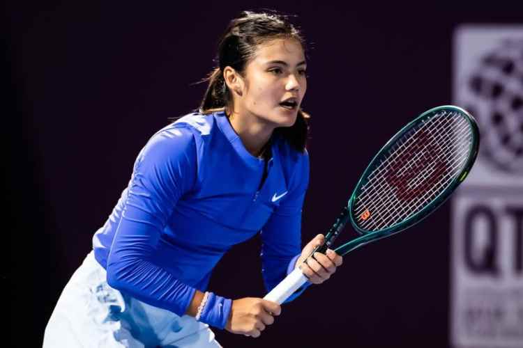 Emma Raducanu abandona en Qatar por salud