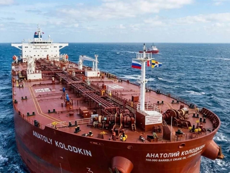 El buque ruso Anatoly Kolodkin atraca en Matanzas para aliviar la asfixia energética en Cuba