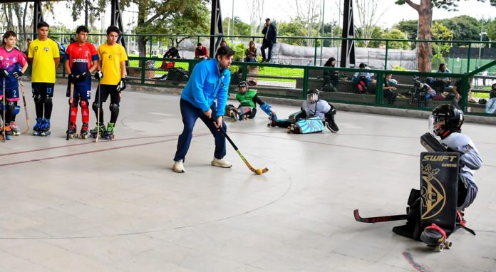 campamentos-hockey-patin-01-696x382