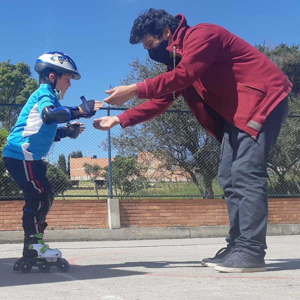 somos-escuela-patinaje-aggressive-love-contamos-con-mas-anos-experiencia-patinaje-practicar-deporte-como