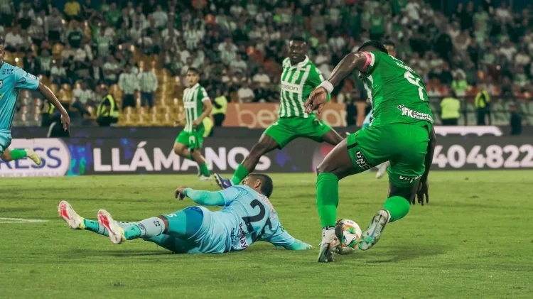 Atlético Nacional volvió a mostrar su solidez, venció a Jaguares en Medellín y confirmó su clasifica