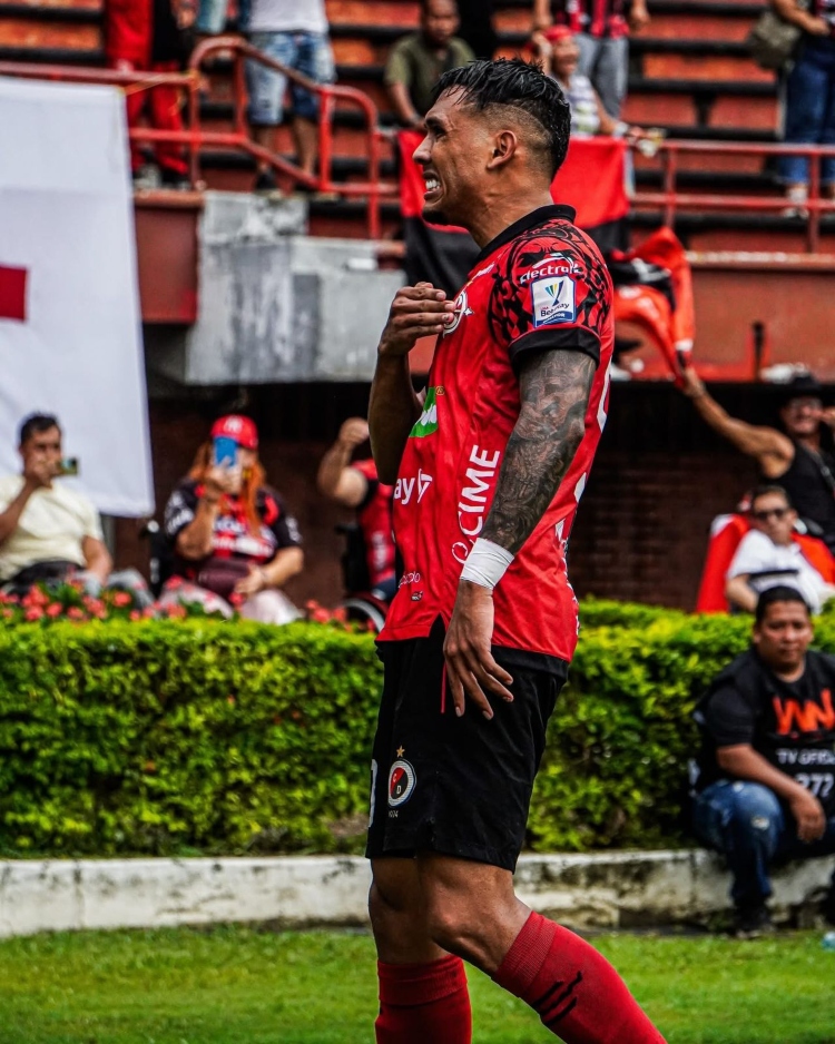 El equipo barranquillero logró adelantarse en el marcador gracias a la aparición de Luis Muriel, mos