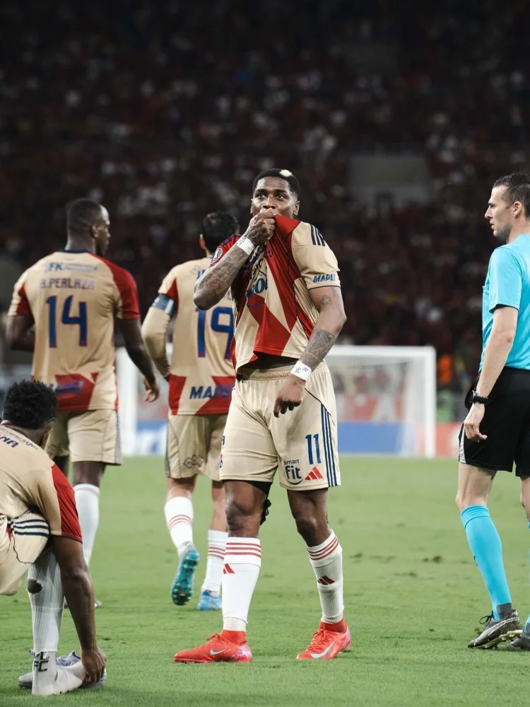 El equipo brasileño impuso su jerarquía en casa y goleó 4-1 al DIM, que compitió por momentos pero t