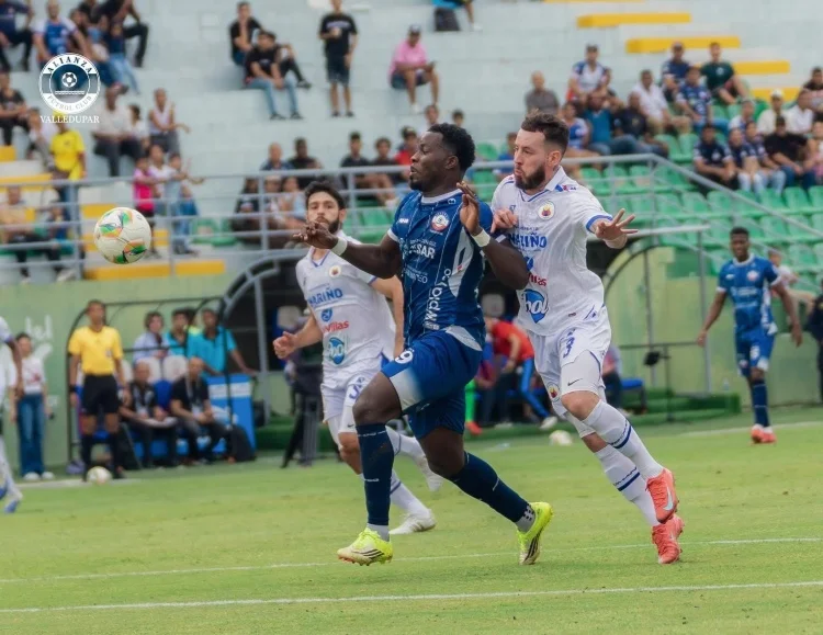El equipo volcánico igualó sin goles como visitante, llegó a 28 puntos en la tabla y quedó a solo do