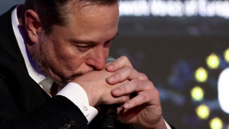 Elon Musk ignora el llamado de la justicia francesa por riesgos operativos en la red social X