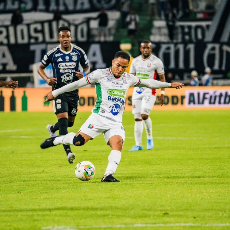 En un partido cerrado y de pocas emociones durante gran parte del juego, Once Caldas y Medellín prot