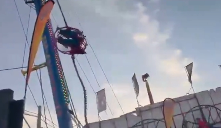 Falla mecánica en una atracción deja cuatro heridos y menores atrapados