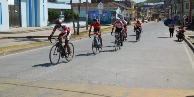 Vuelta-a-Nariño-63-668x334