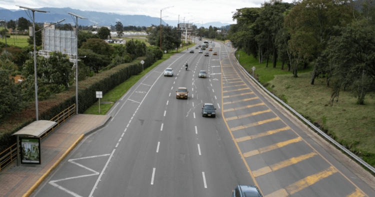 Calendario y reglas del pico y placa para taxis en Bogotá durante mayo de 2026