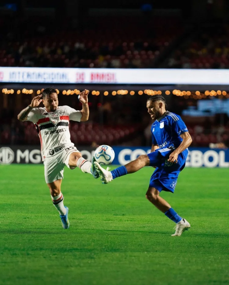 El conjunto capitalino igualó sin goles frente a São Paulo en un compromiso intenso y de alta exigen