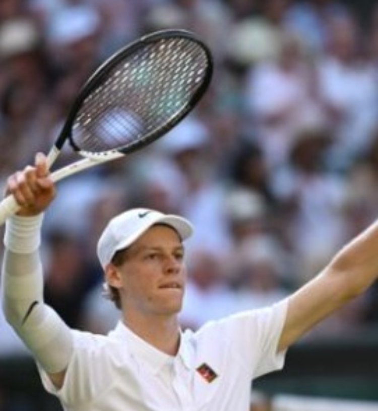 Jannik Sinner firma una temporada histórica tras superar a Djokovic