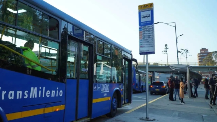La empresa TransMilenio modifica los horarios de la ruta urbana