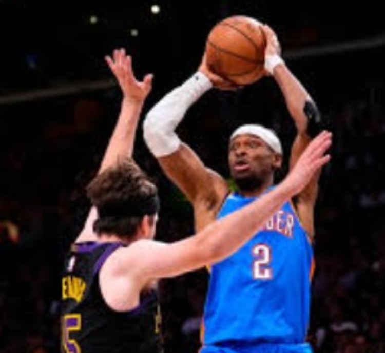 Thunder elimina a los Lakers y avanza invicto en los playoffs de la NBA