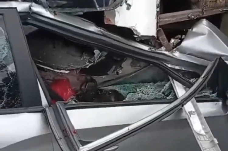 Tres integrantes de una familia mueren en violento choque en la vía Villavicencio