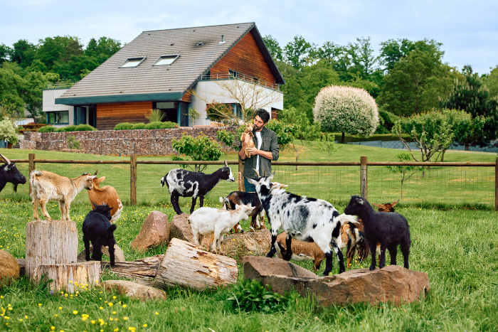 01_Airbnb_ThibautPinot_TourdeFrance_phAnnaHuix (1)