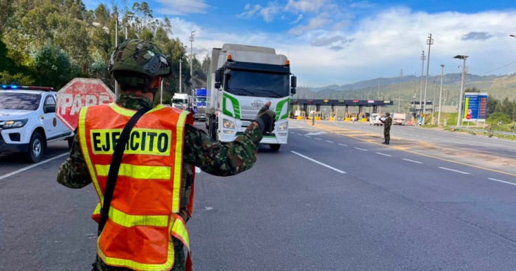 El Ejército Nacional despliega a 4.000 soldados en las carreteras