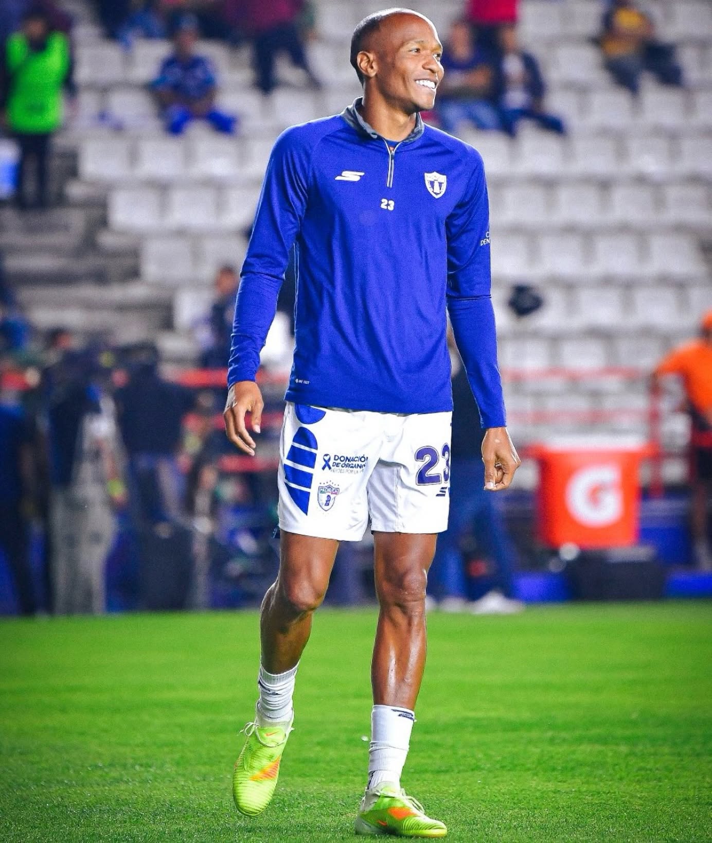 LUIS QUIÑONES