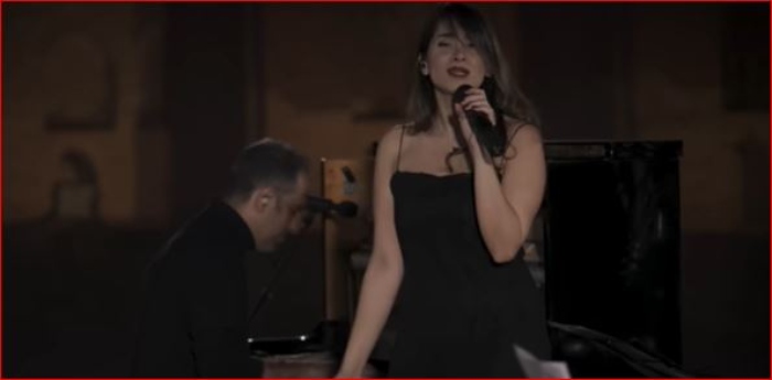 Irán- Parastoo Ahmadi- latigazos- República Islámica- velo- cantante- prohibición- Tribunal Penal de Qom- 18Jun-