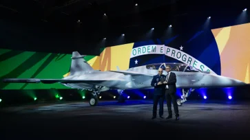 avion-f-gripen-brasil
