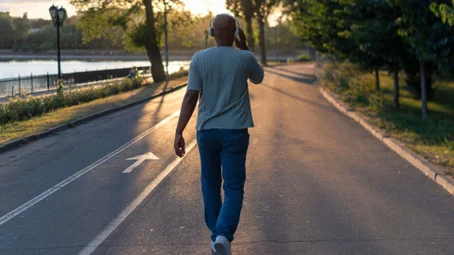 que-significa-caminar-mas-rapido-segun-psicologa