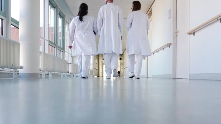 La Secretaría Distrital de Salud habilita una línea telefónica 24 horas