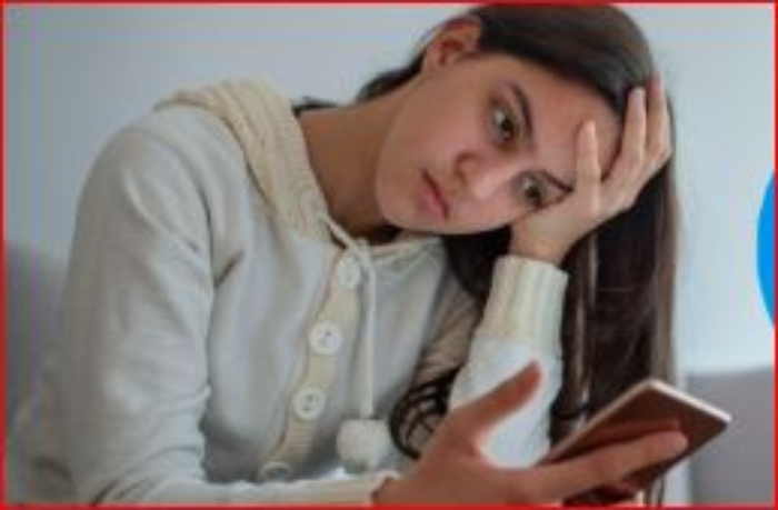 Salud Mental- FOMO- DEPRESIÓN- ANSIEDAD- REDES SOCIALES