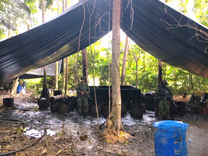 Ejército- Putumayo- laboratorios- Vigésima Séptima Brigada- permanganato de potasio-Incautación-