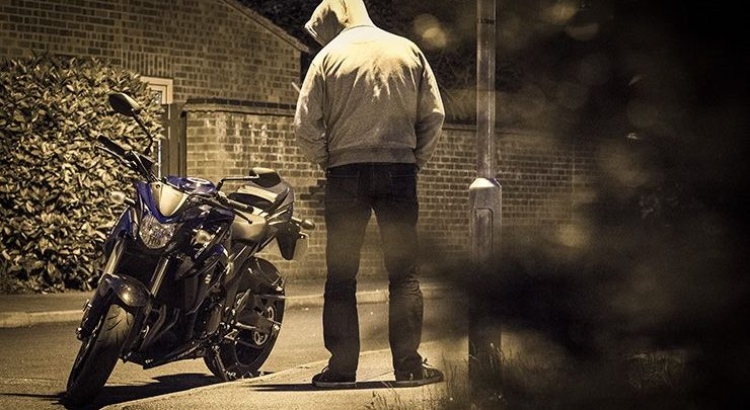 Alarma en el barrio Modelia por violento atraco cometido por motociclistas