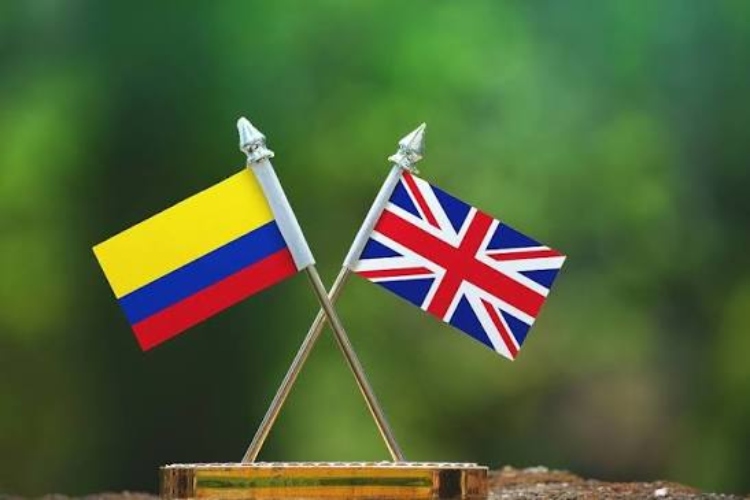 Bogotá despide al embajador del Reino Unido tras cuatro años de cooperación estratégica