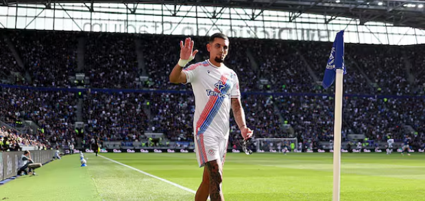 DANIEL MUÑOZ, LATERAL COLOMBIANO DEL CRYSTAL PALACE.