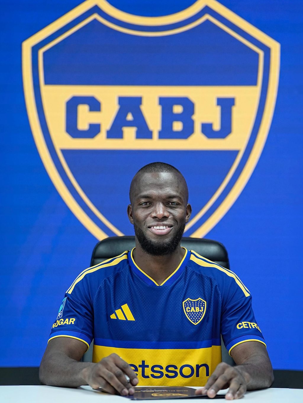 ENNER VALENCIA