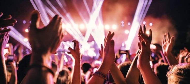 'Escenarios Móviles' presenta concierto gratuito de la Fête de la Musique en el parque de los Period