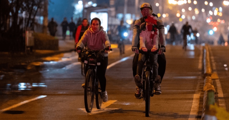 La Ciclovía Nocturna regresa a Bogotá con un recorrido cultural