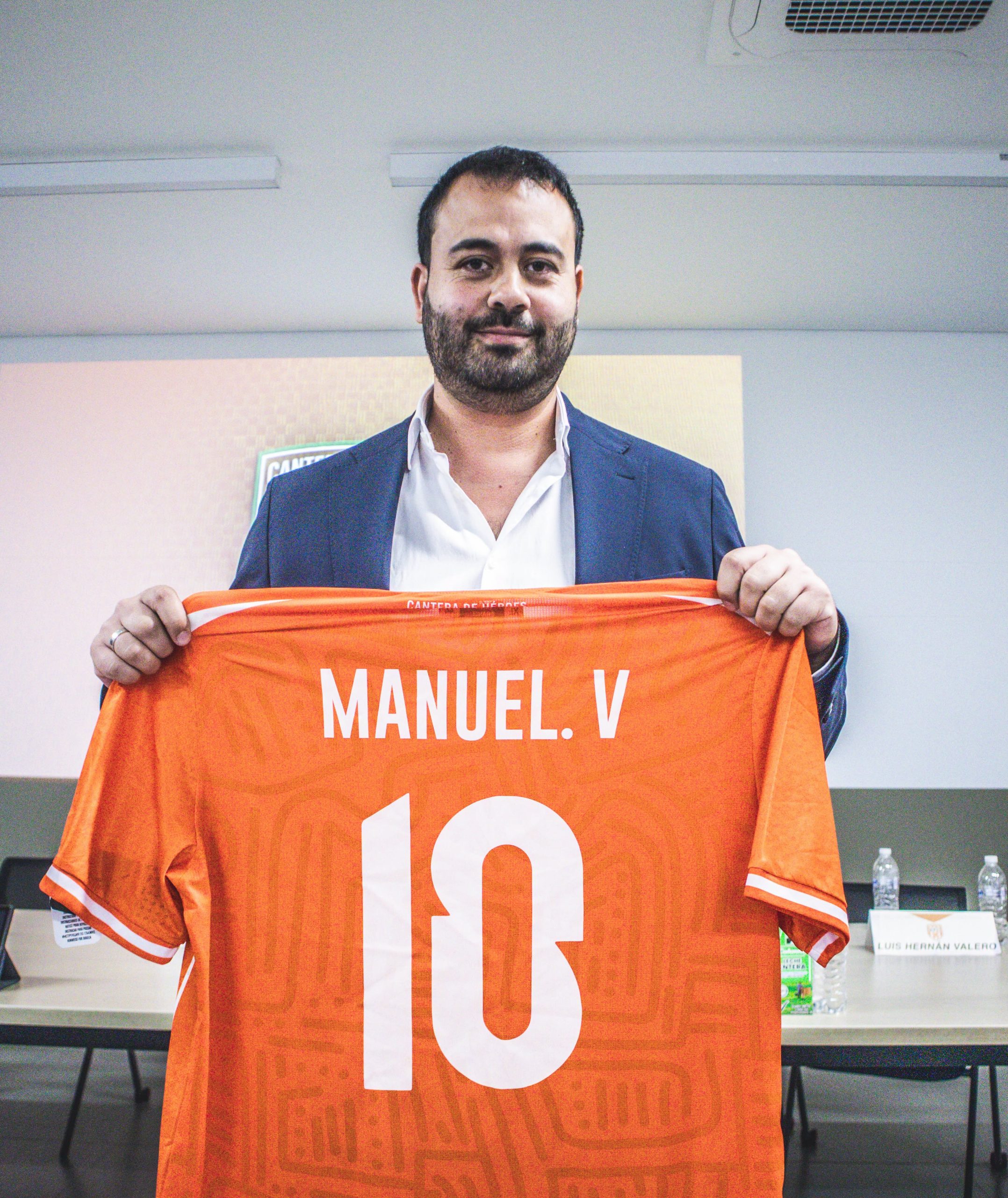 MANUEL V