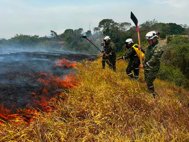 UNGRD- iNCENDIOS- Tolima- Ejército-17Agos-