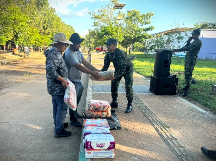 Ayudas- damnificados- Chocó- Cali- Pereira- La Macarena- Ejército-17Agos-