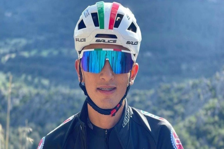 el-joven-santiago-umba-paso-a-ser-parte-de-las-filas-del-astana-1203286 (1)
