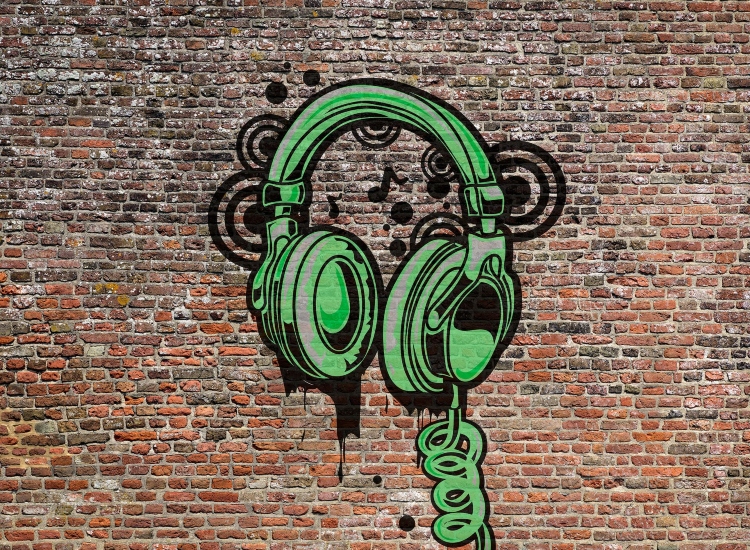 El IPES recupera 450 quioscos vandalizados en Bogotá para impulsar la economía informal
