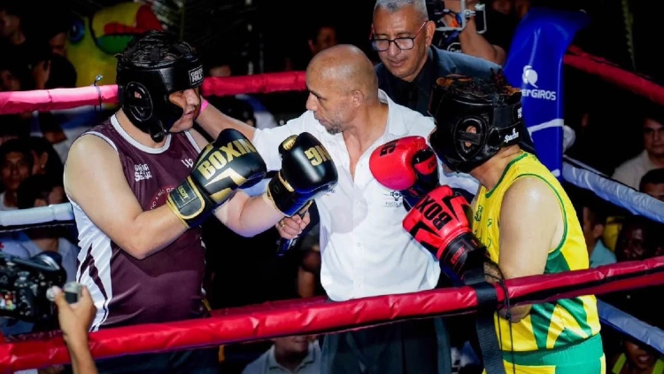 El gobernador de Caquetá y el alcalde de Florencia protagonizan un combate de boxeo de exhibición