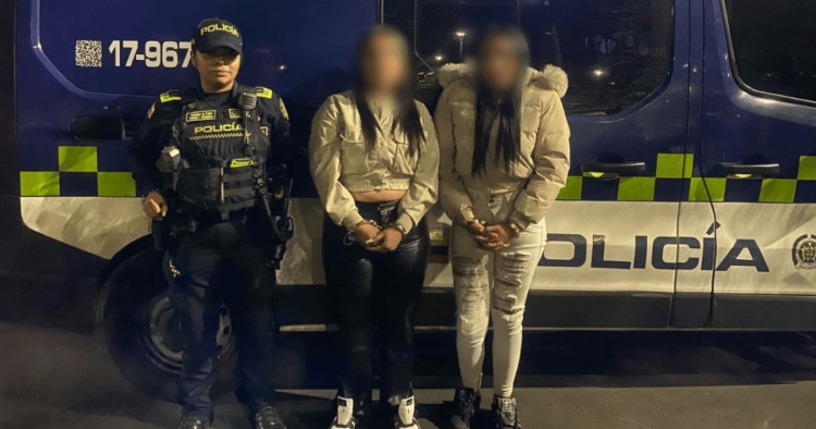 La Policía captura a dos mujeres tras agredir a una guarda de seguridad en TransMilenio