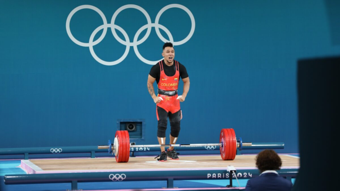 Luis-Javier-Mosquera-levnatamiento-de-pesas-PAris-2024-1200x675