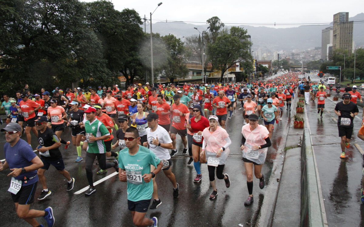 Maraton_Medellin-5-scaled-e1648677875530