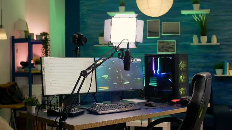 STREAMING (2)